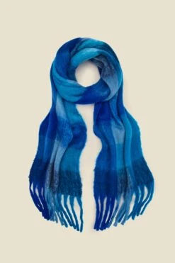 Blue Check Print Chunky Knit Scarf