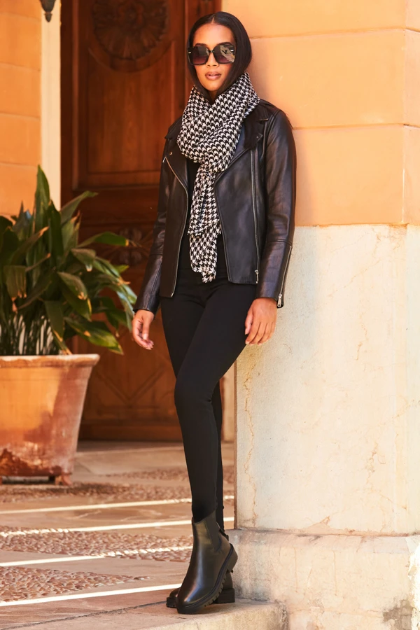 Black Leather Biker Jacket - Image 2