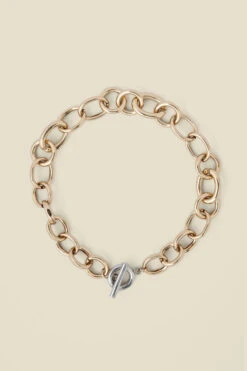 Gold Chunky Contrast Toggle Detail Necklace